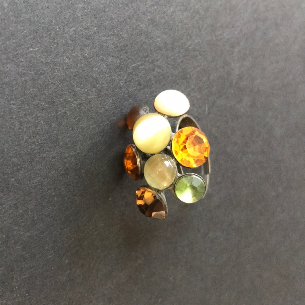 Unique artsy ring